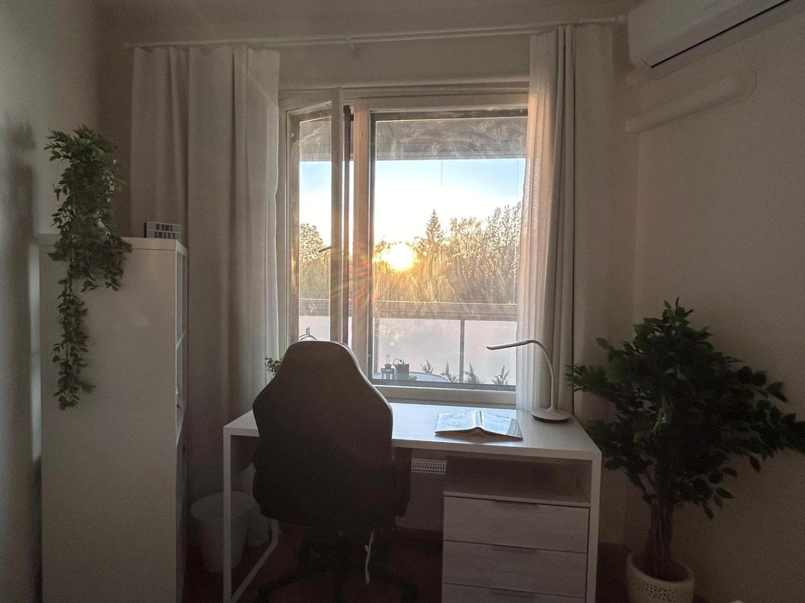 Stella'S Apartment - City Center - Free Secure Parking - Big Sun Terrace - Air Conditioning - Wifi - Tram To The Tallinn Bus Station And Old Town Exterior foto