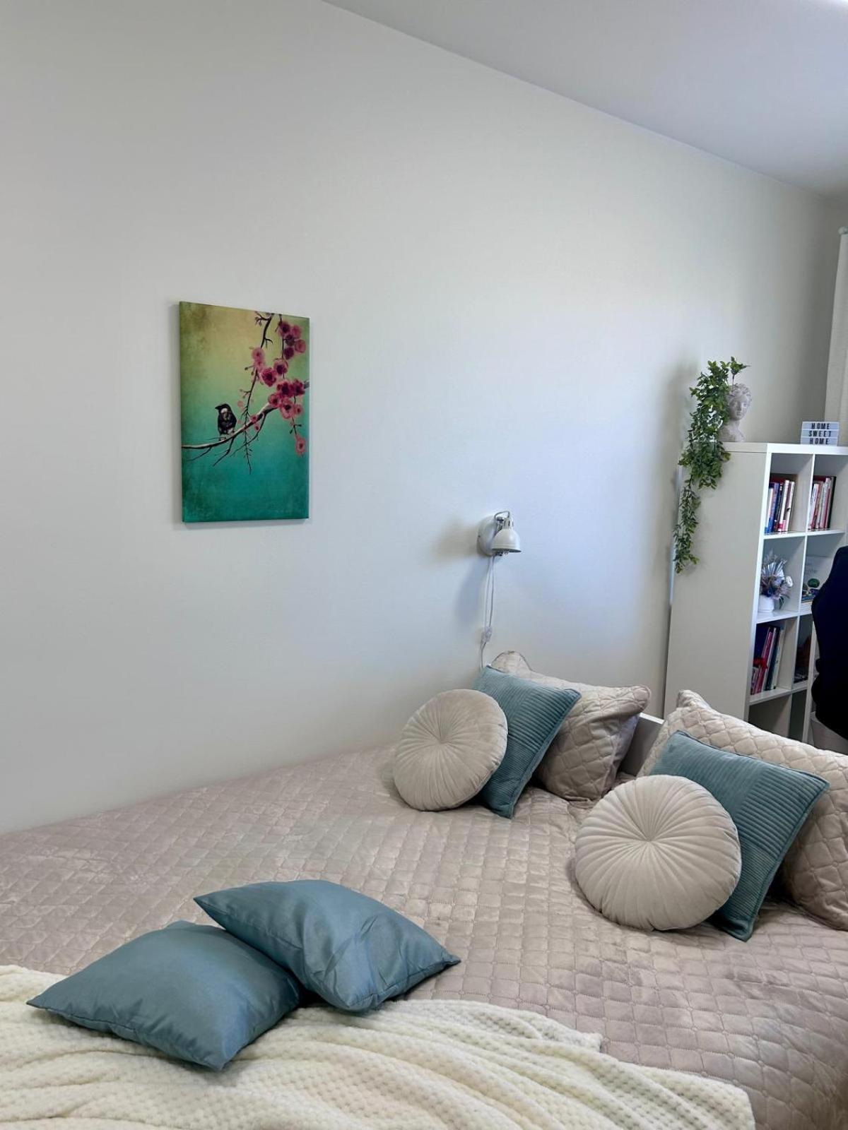 Stella'S Apartment - City Center - Free Secure Parking - Big Sun Terrace - Air Conditioning - Wifi - Tram To The Tallinn Bus Station And Old Town Exterior foto