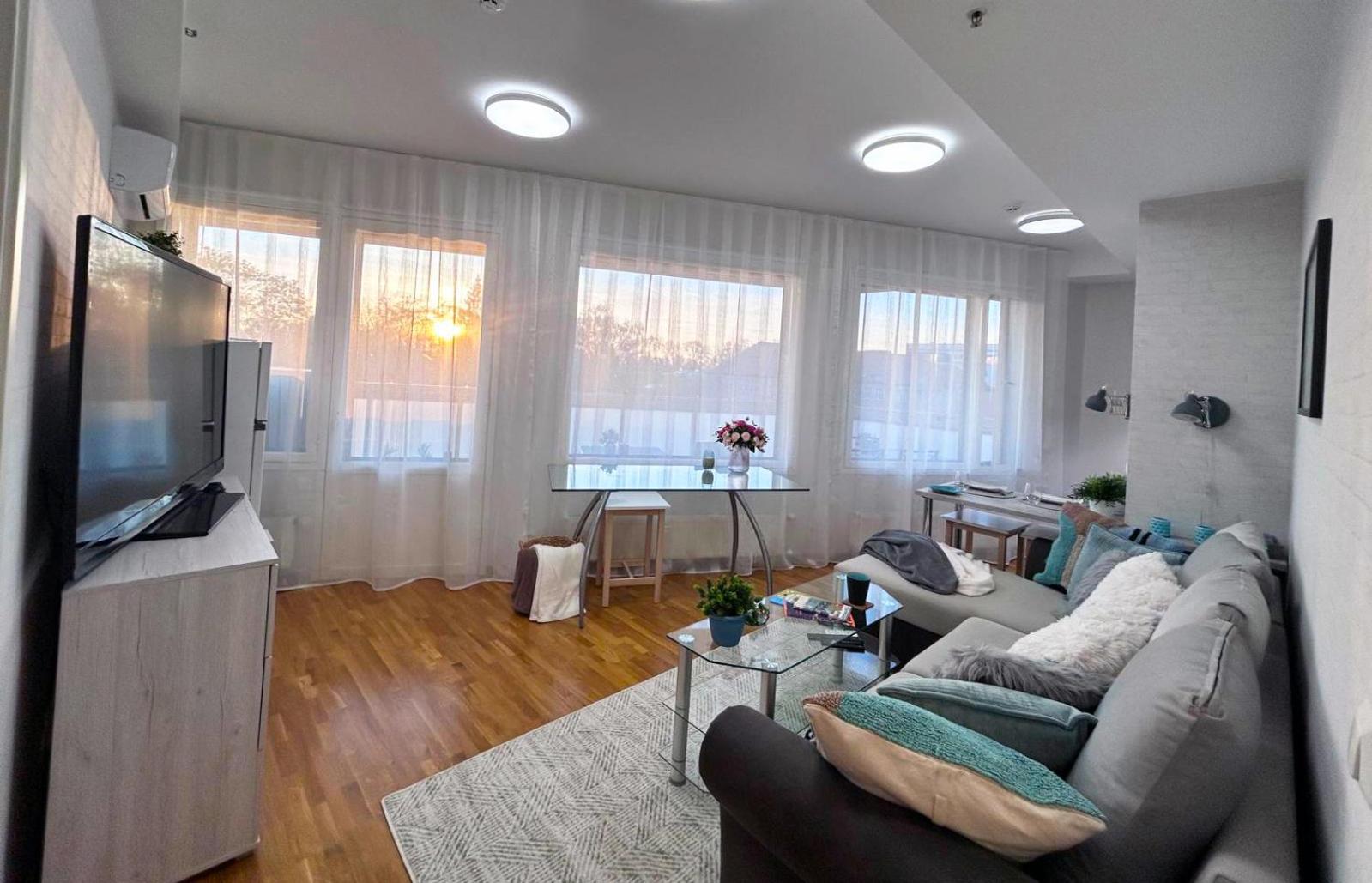 Stella'S Apartment - City Center - Free Secure Parking - Big Sun Terrace - Air Conditioning - Wifi - Tram To The Tallinn Bus Station And Old Town Exterior foto