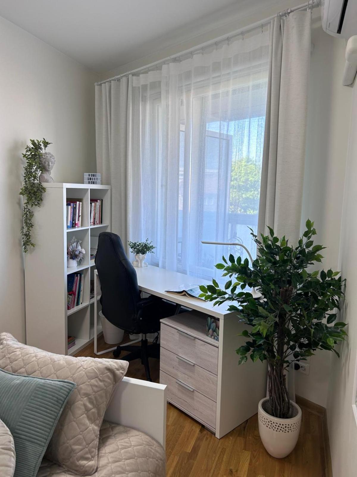 Stella'S Apartment - City Center - Free Secure Parking - Big Sun Terrace - Air Conditioning - Wifi - Tram To The Tallinn Bus Station And Old Town Exterior foto