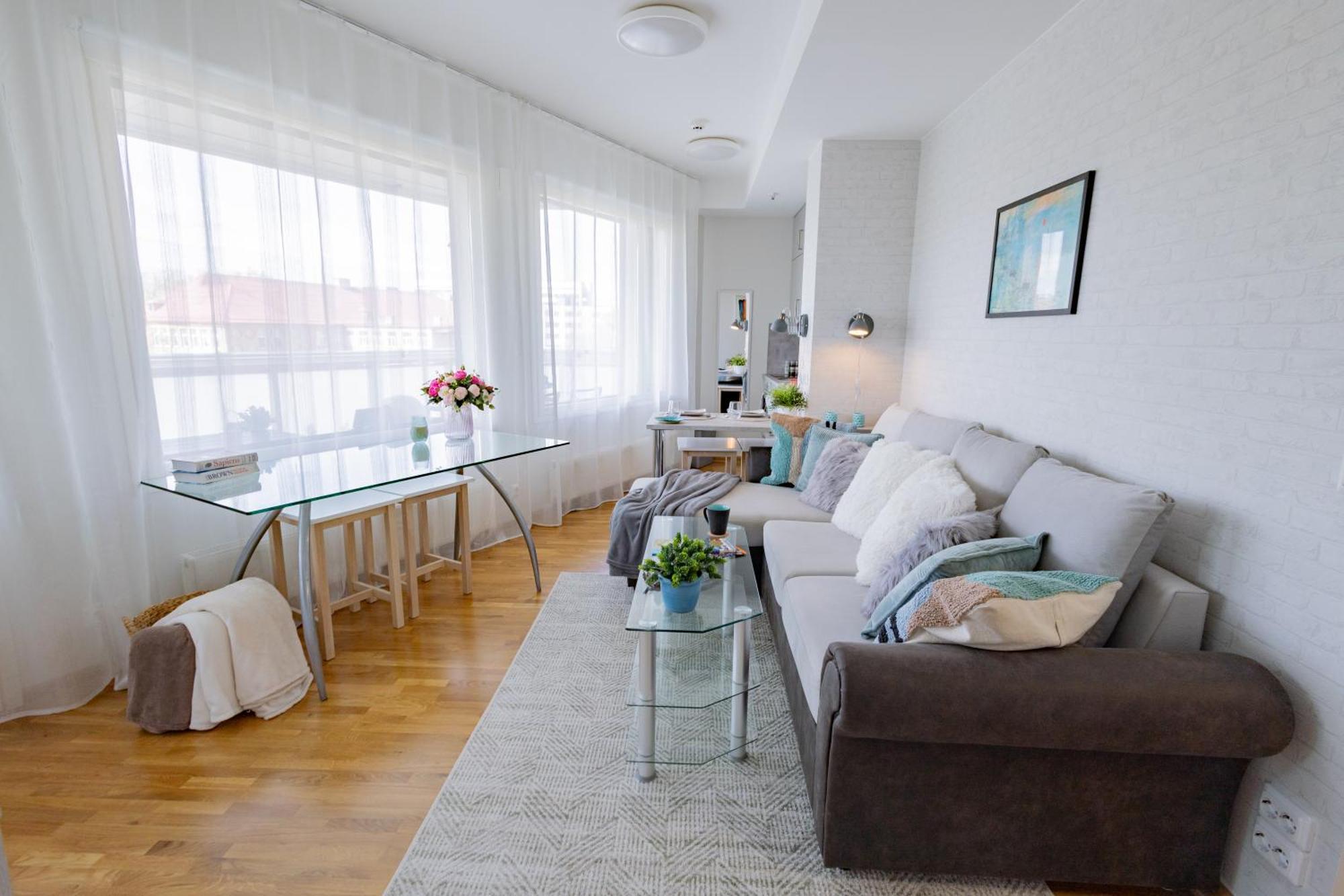 Stella'S Apartment - City Center - Free Secure Parking - Big Sun Terrace - Air Conditioning - Wifi - Tram To The Tallinn Bus Station And Old Town Exterior foto